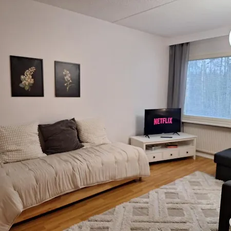 Ihana Kaksio Laehellae Luontoa! Lägenhet *