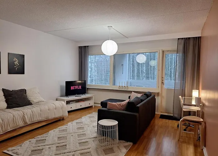 Ihana Kaksio Laehellae Luontoa! アパート