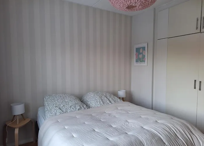 Ihana Kaksio Laehellae Luontoa! Lägenhet